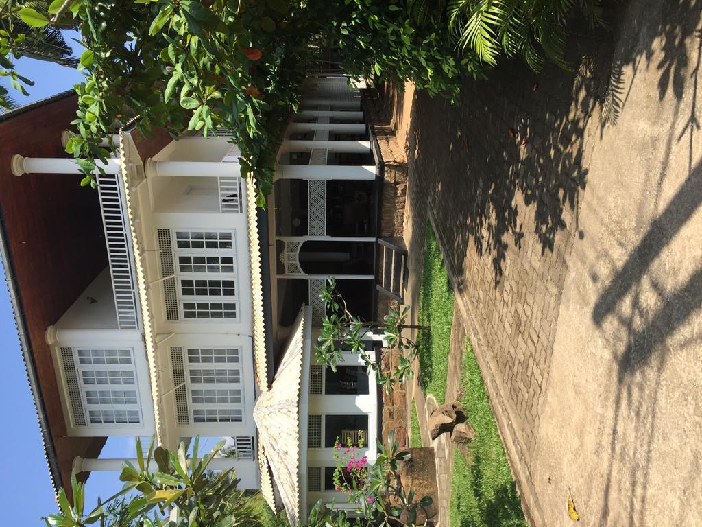 Hikkaduwa Blue Ocean Hotel Exterior photo
