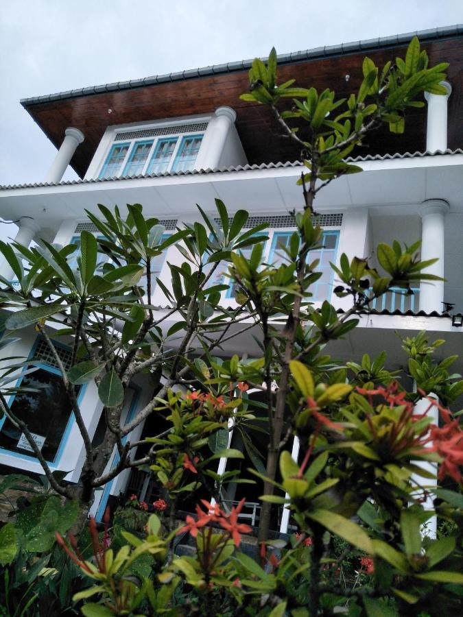 Hikkaduwa Blue Ocean Hotel Exterior photo