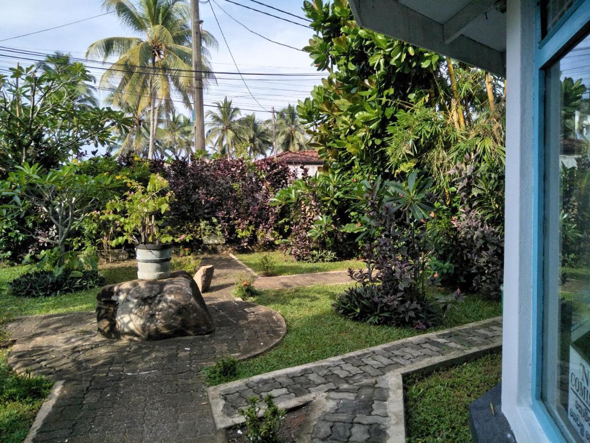 Hikkaduwa Blue Ocean Hotel Exterior photo